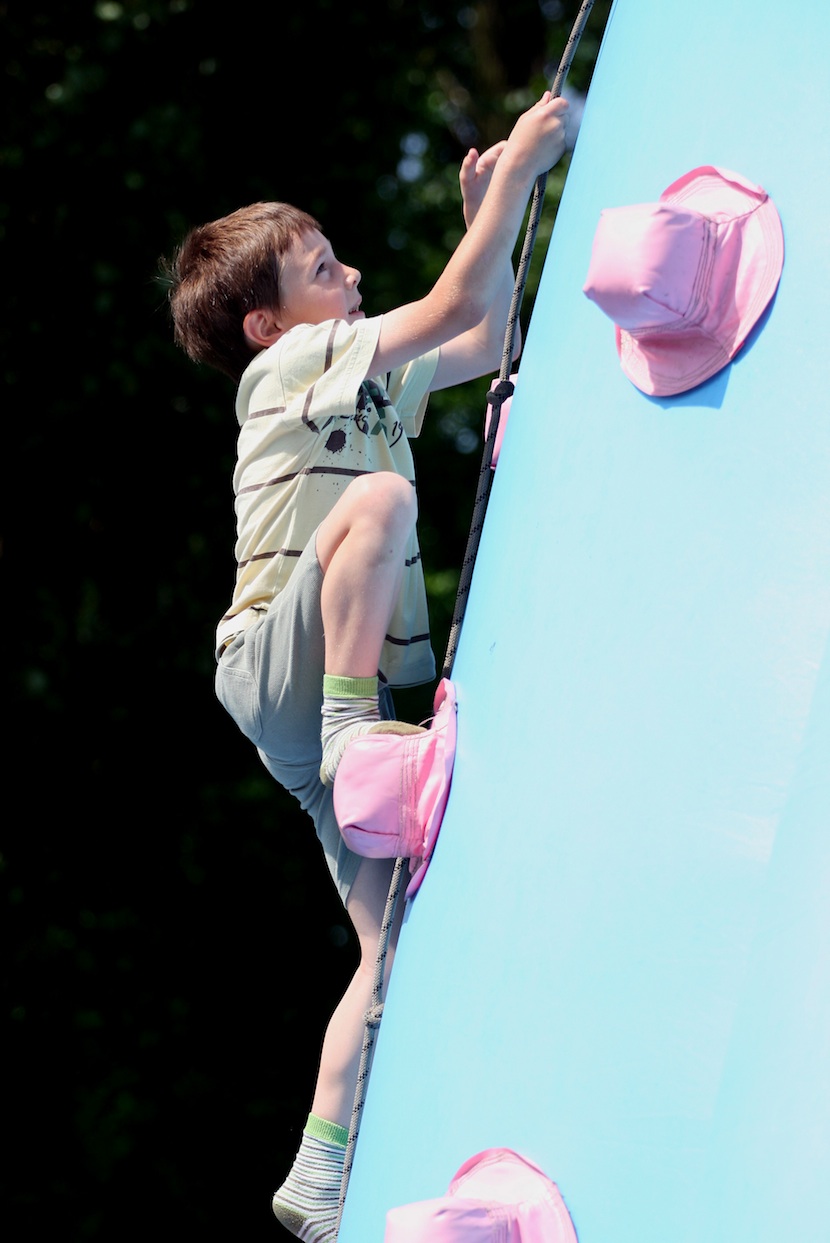 704